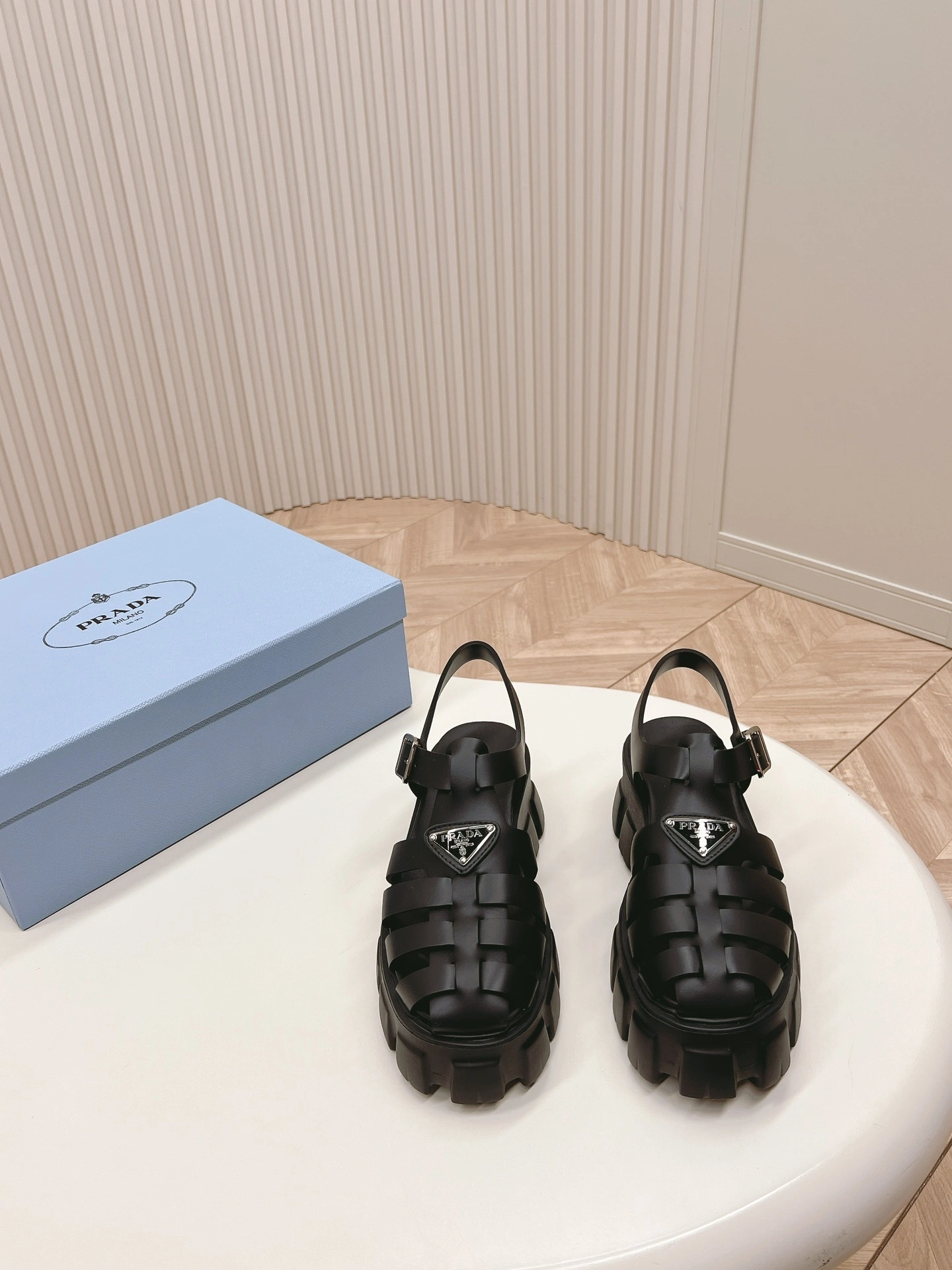 &COCO--- Pr141 1X853M_3LKK_F0002_F_DD55 1X853M_3LKK_F0002_F_055 Thick soles：5.5cm item:D-X062E2007W